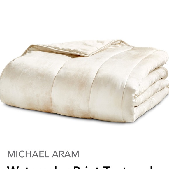 Michael Aram Watercolor Print
Textured Quilt - Picture 3 of 5